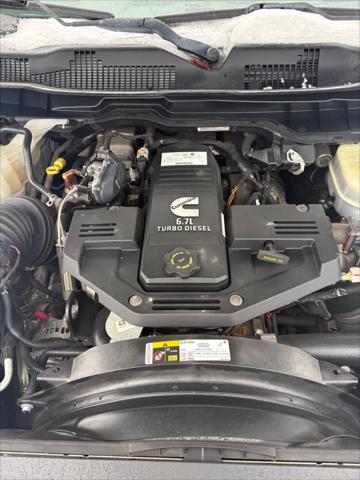 2018 Ram 3500 Laramie Crew Cab 4x4 8' Box