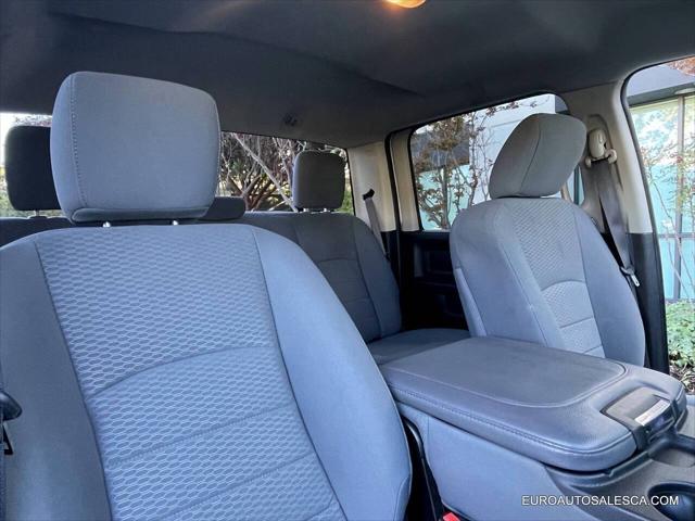2019 Ram 1500 Classic Tradesman Crew Cab 4x4 5'7" Box