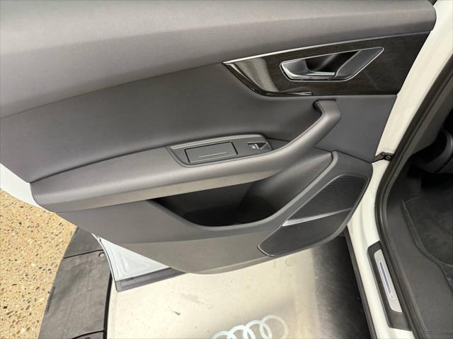 2022 Audi Q7 Premium Plus 45 TFSI quattro Tiptronic