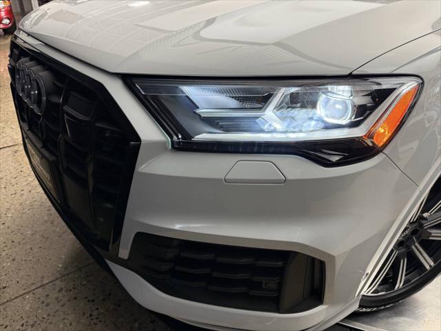2022 Audi Q7 Premium Plus 45 TFSI quattro Tiptronic