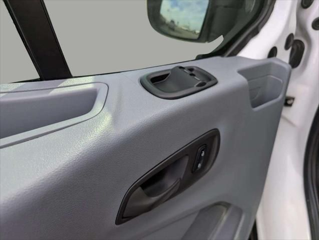 2018 Ford Transit 148 WB Low Roof Cargo