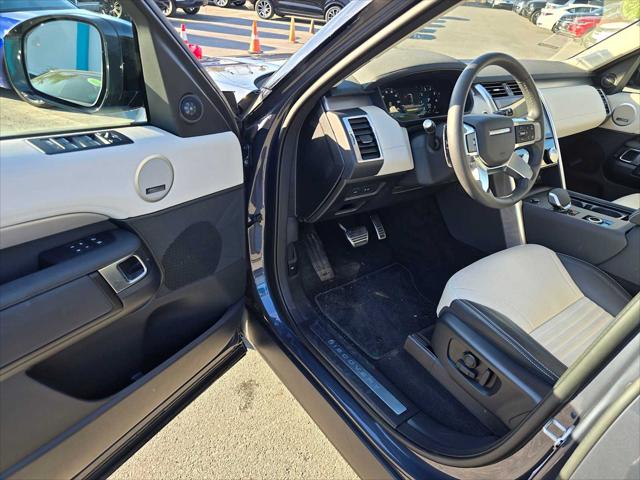 2025 Land Rover Discovery P360 Dynamic SE