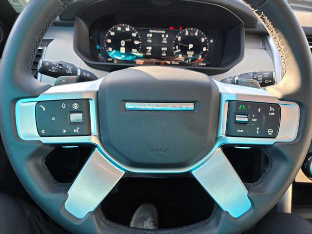2025 Land Rover Discovery P360 Dynamic SE
