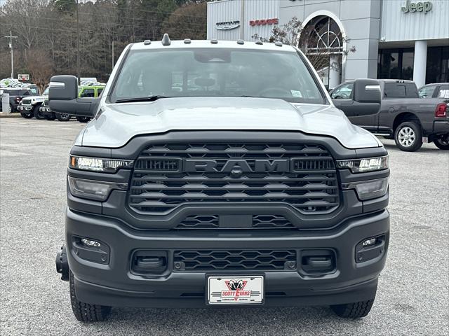 2026 RAM Ram 3500 RAM 3500 TRADESMAN CREW CAB 4X4 8 BOX