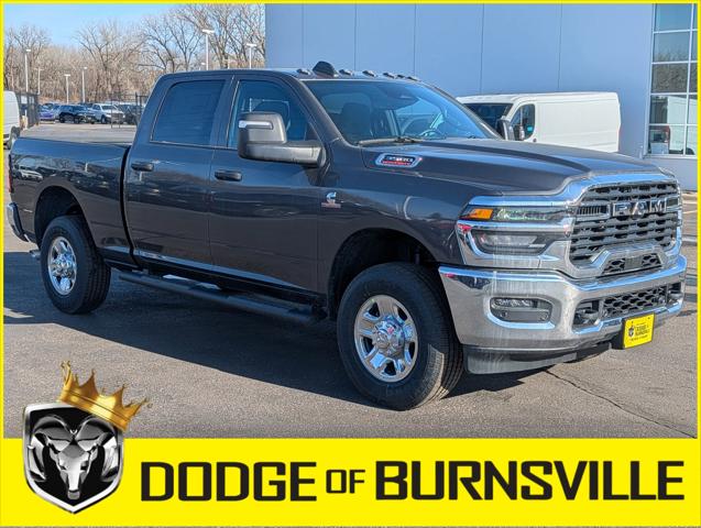 2026 RAM Ram 3500 RAM 3500 TRADESMAN CREW CAB 4X4 64 BOX