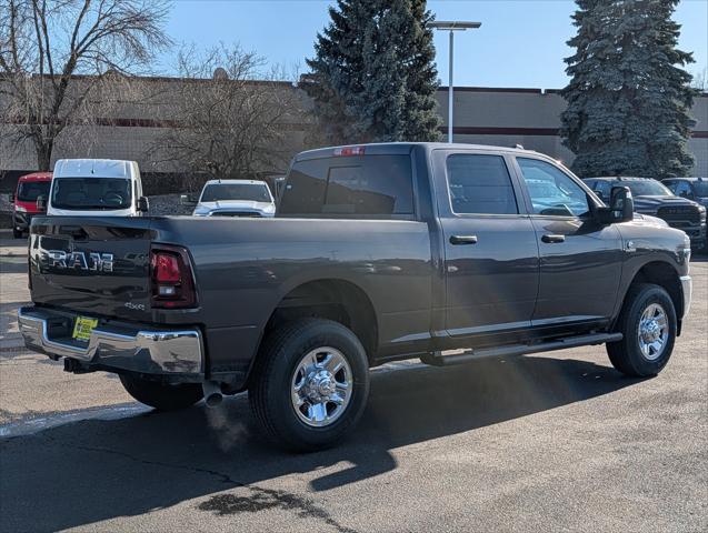 2026 RAM Ram 3500 RAM 3500 TRADESMAN CREW CAB 4X4 64 BOX