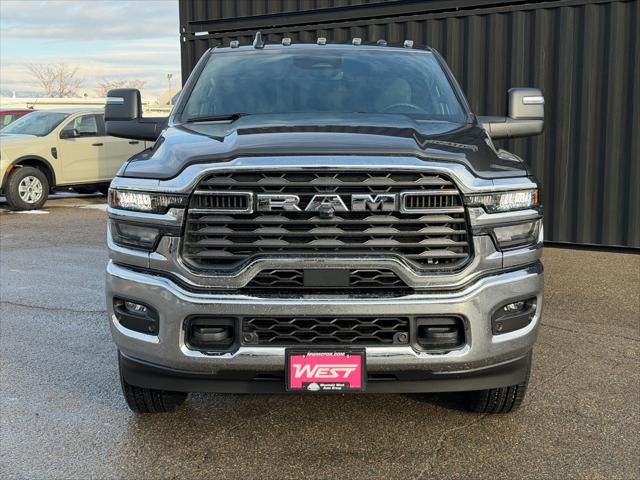 2026 RAM Ram 3500 RAM 3500 TRADESMAN CREW CAB 4X4 64 BOX