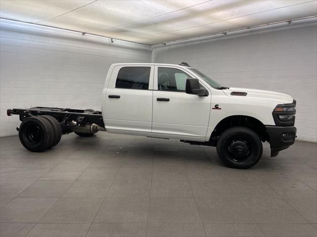 2026 RAM 3500 Chassis RAM 3500 TRADESMAN CREW CAB CHASSIS 4X4 60 CA 2026 RAM 3500 Chassis RAM 3500 TRADESMAN CREW CAB CHASSIS 4X4 60 CA