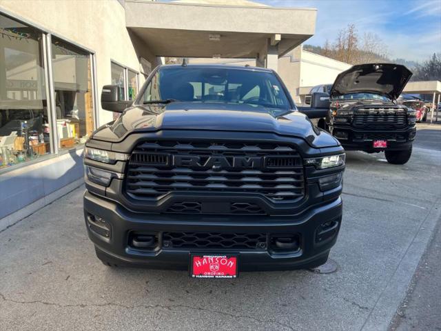 2026 RAM Ram 3500 RAM 3500 TRADESMAN CREW CAB 4X4 8 BOX