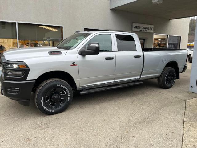 2026 RAM Ram 3500 RAM 3500 TRADESMAN CREW CAB 4X4 8 BOX