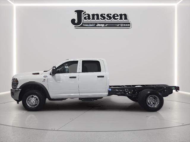 2026 RAM Ram 3500 Chassis Cab RAM 3500 TRADESMAN CREW CAB CHASSIS 4X4 60 CA 2026 RAM Ram 3500 Chassis Cab RAM 3500 TRADESMAN CREW CAB CHASSIS 4X4 60 CA