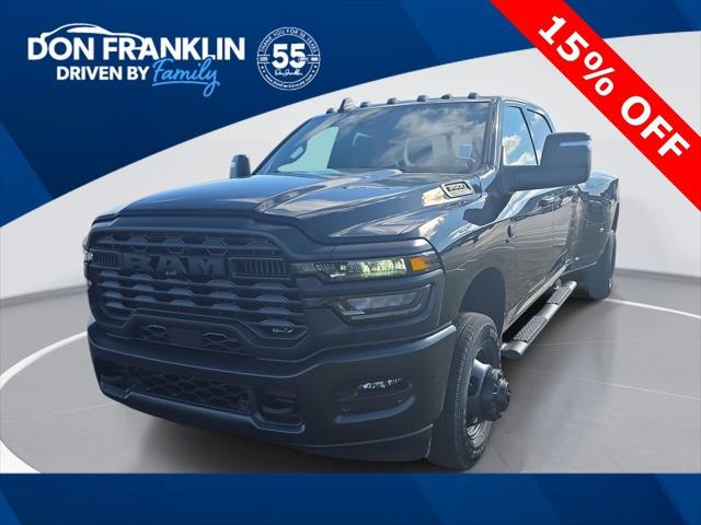2026 RAM Ram 3500 RAM 3500 TRADESMAN CREW CAB 4X4 8 BOX