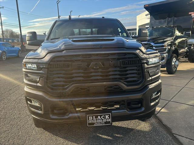 2026 RAM Ram 2500 RAM 2500 BLACK EXPRESS CREW CAB 4X4 64 BOX