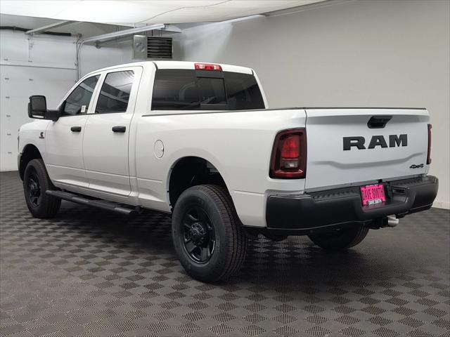 2026 Ram 3500 Tradesman Crew Cab 4x4 64 Box