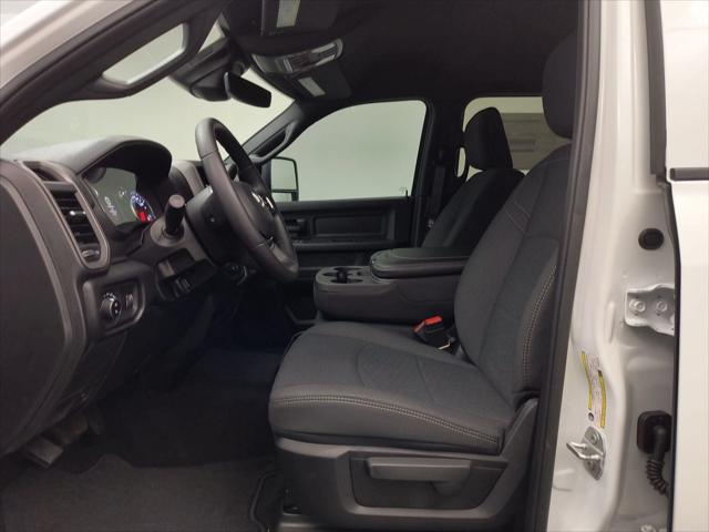 2026 Ram 3500 Tradesman Crew Cab 4x4 64 Box