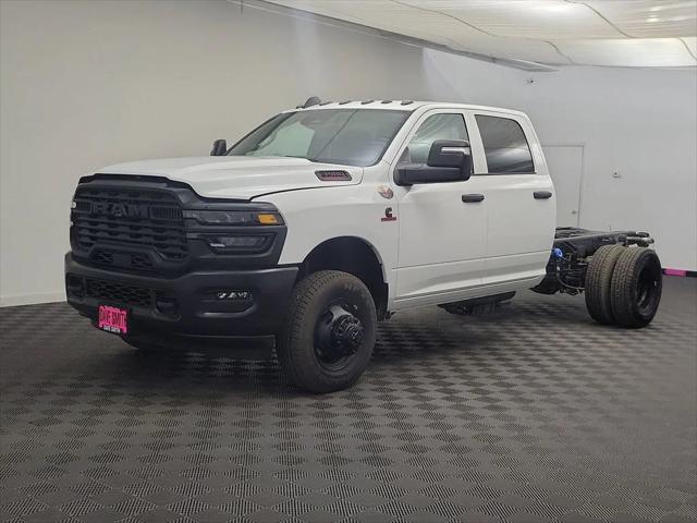 2026 RAM Ram 3500 Chassis Cab RAM 3500 TRADESMAN CREW CAB CHASSIS 4X4 60 CA