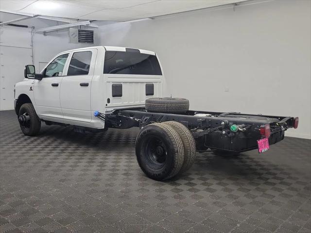 2026 RAM Ram 3500 Chassis Cab RAM 3500 TRADESMAN CREW CAB CHASSIS 4X4 60 CA