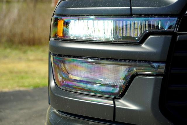 2026 RAM Ram 3500 RAM 3500 TRADESMAN CREW CAB 4X4 8 BOX