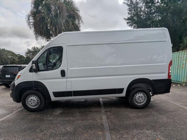 2026 Ram ProMaster Cargo Van Tradesman High Roof 136" WB w/Pass Seat