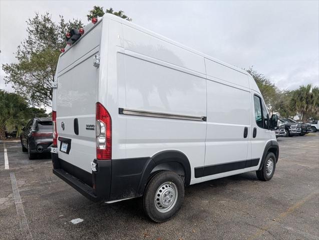 2026 Ram ProMaster Cargo Van Tradesman High Roof 136" WB w/Pass Seat