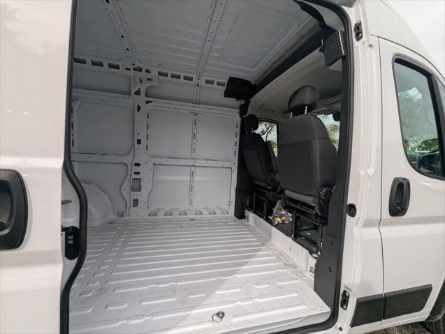 2026 Ram ProMaster Cargo Van Tradesman High Roof 136" WB w/Pass Seat