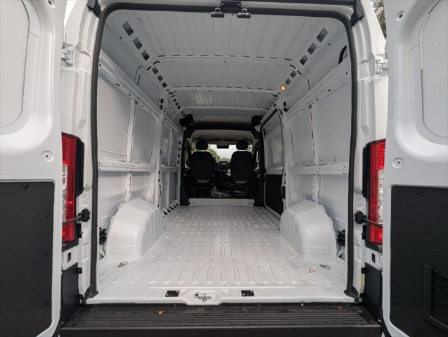 2026 Ram ProMaster Cargo Van Tradesman High Roof 136" WB w/Pass Seat