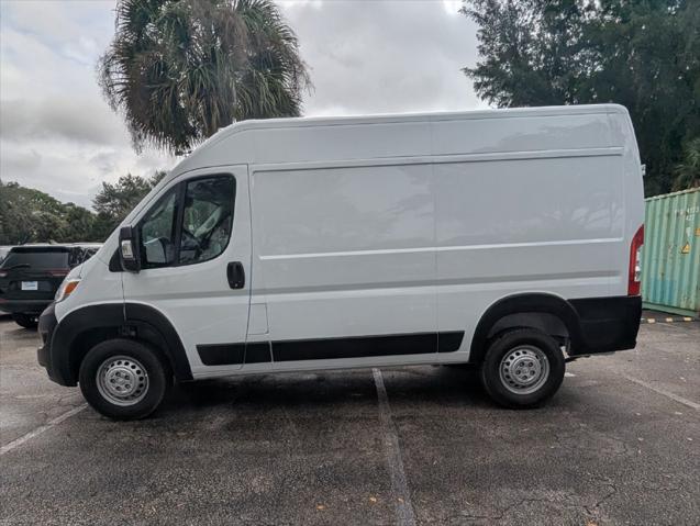 2026 Ram ProMaster Cargo Van Tradesman High Roof 136 WB w/Pass Seat