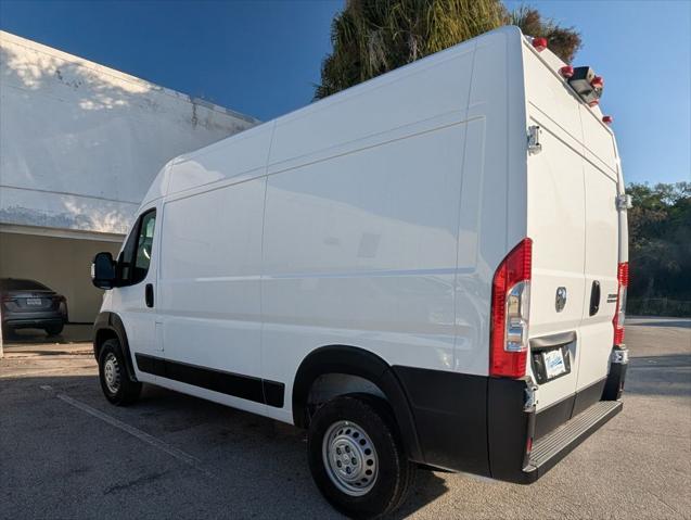 2026 Ram ProMaster Cargo Van Tradesman High Roof 136" WB w/Pass Seat