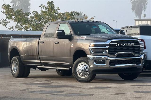 2026 RAM Ram 3500 RAM 3500 TRADESMAN CREW CAB 4X4 8 BOX