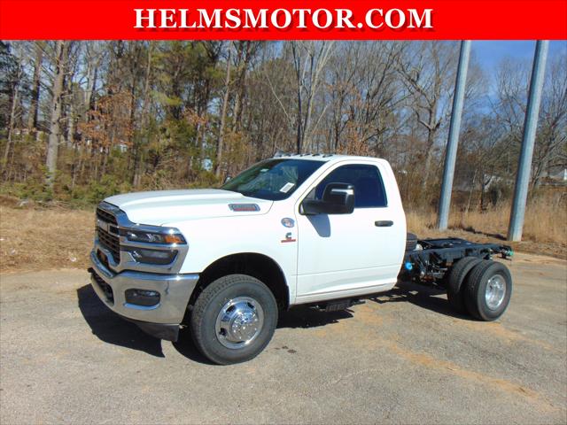 2026 RAM Ram 3500 Chassis Cab RAM 3500 TRADESMAN CHASSIS REGULAR CAB 4X4 60 CA 2026 RAM Ram 3500 Chassis Cab RAM 3500 TRADESMAN CHASSIS REGULAR CAB 4X4 60 CA