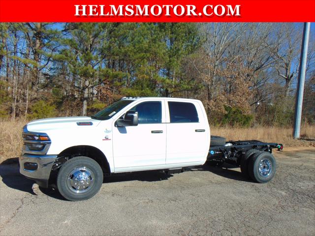 2026 RAM Ram 3500 Chassis Cab RAM 3500 TRADESMAN CREW CAB CHASSIS 4X4 60 CA
