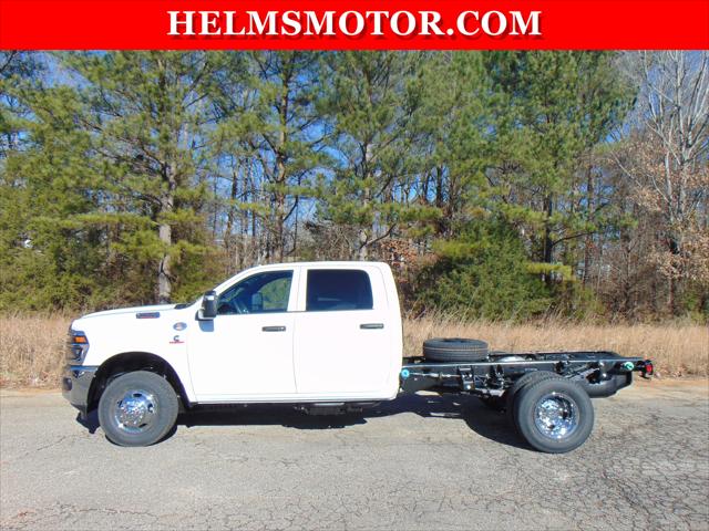 2026 RAM Ram 3500 Chassis Cab RAM 3500 TRADESMAN CREW CAB CHASSIS 4X4 60 CA