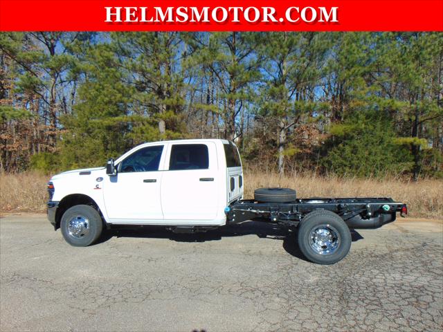 2026 RAM Ram 3500 Chassis Cab RAM 3500 TRADESMAN CREW CAB CHASSIS 4X4 60 CA