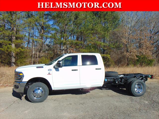 2026 RAM Ram 3500 Chassis Cab RAM 3500 TRADESMAN CREW CAB CHASSIS 4X4 60 CA