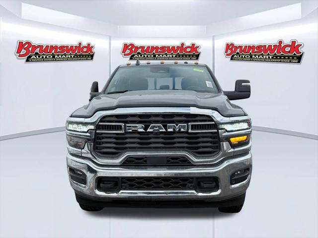 2026 RAM Ram 2500 RAM 2500 TRADESMAN CREW CAB 4X4 64 BOX