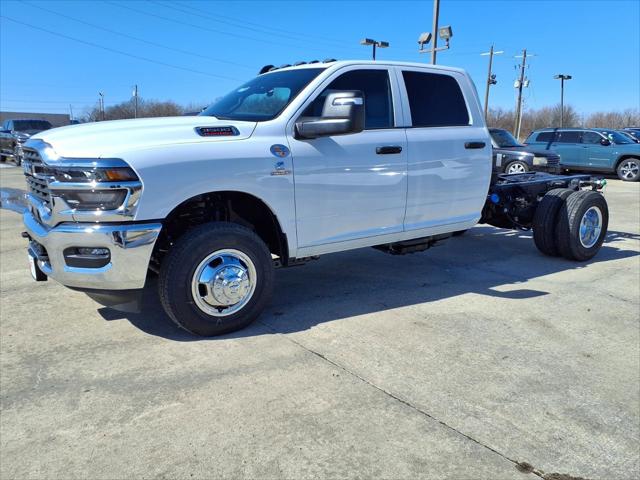 2026 RAM Ram 3500 Chassis Cab RAM 3500 TRADESMAN CREW CAB CHASSIS 4X4 60 CA