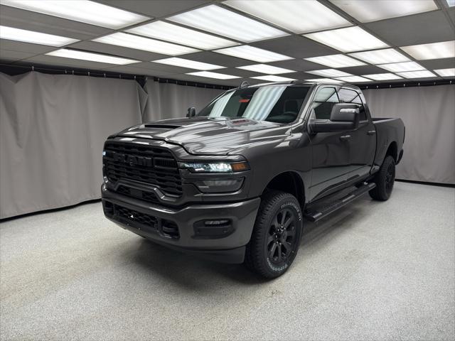 2026 RAM Ram 2500 RAM 2500 BLACK EXPRESS CREW CAB 4X4 64 BOX
