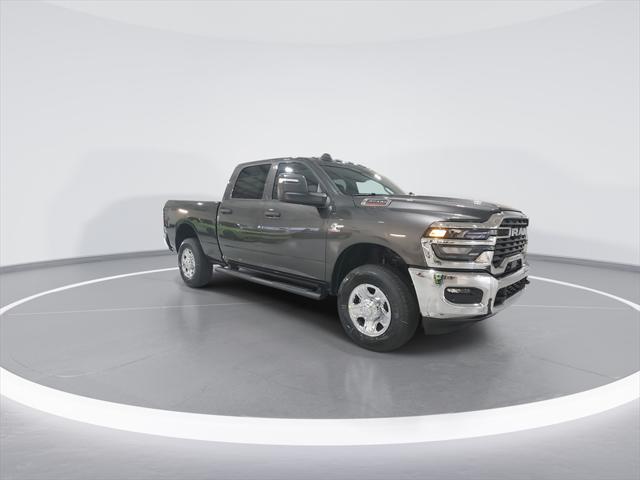 2026 RAM Ram 3500 RAM 3500 TRADESMAN CREW CAB 4X4 64 BOX