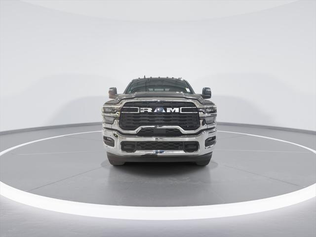 2026 RAM Ram 3500 RAM 3500 TRADESMAN CREW CAB 4X4 64 BOX