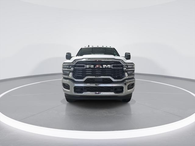 2026 RAM Ram 3500 RAM 3500 TRADESMAN CREW CAB 4X4 64 BOX