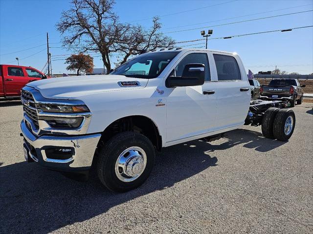 2026 RAM Ram 3500 Chassis Cab RAM 3500 TRADESMAN CREW CAB CHASSIS 4X4 60 CA