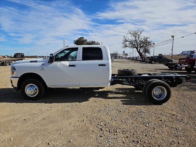 2026 RAM Ram 3500 Chassis Cab RAM 3500 TRADESMAN CREW CAB CHASSIS 4X4 60 CA