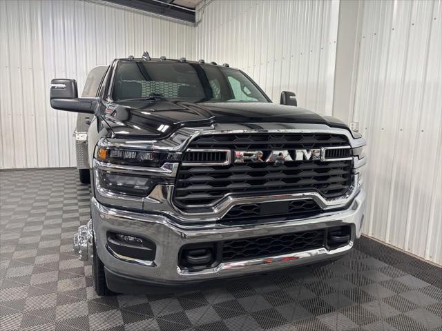 2026 RAM Ram 3500 Chassis Cab RAM 3500 TRADESMAN CREW CAB CHASSIS 4X4 60 CA