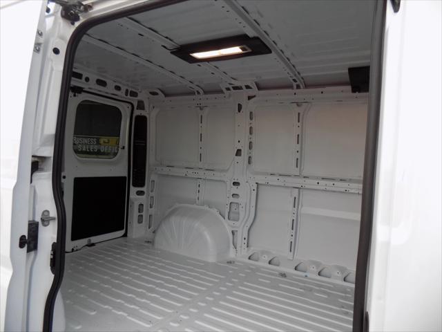 2026 Ram ProMaster Cargo Van Tradesman Low Roof 118" WB w/Pass Seat