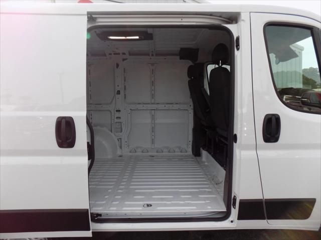 2026 Ram ProMaster Cargo Van Tradesman Low Roof 118" WB w/Pass Seat