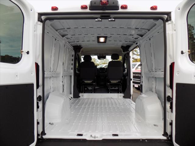 2026 Ram ProMaster Cargo Van Tradesman Low Roof 118" WB w/Pass Seat