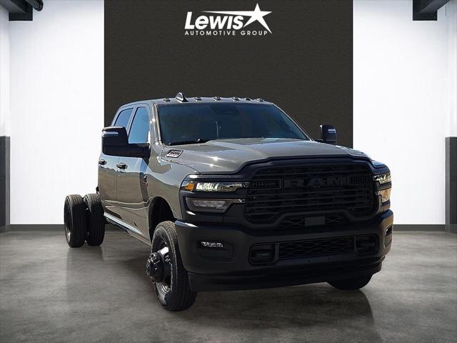 2026 RAM Ram 3500 Chassis Cab RAM 3500 TRADESMAN CREW CAB CHASSIS 4X4 60 CA