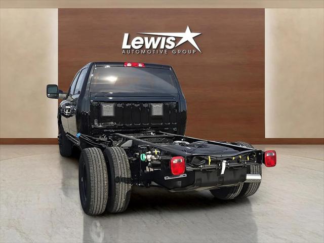 2026 RAM Ram 3500 Chassis Cab RAM 3500 TRADESMAN CREW CAB CHASSIS 4X4 60 CA 2026 RAM Ram 3500 Chassis Cab RAM 3500 TRADESMAN CREW CAB CHASSIS 4X4 60 CA