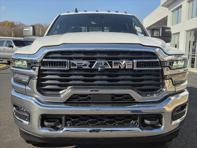 2026 RAM Ram 2500 RAM 2500 TRADESMAN CREW CAB 4X4 64 BOX