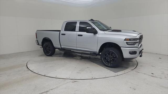 2026 RAM Ram 2500 RAM 2500 BLACK EXPRESS CREW CAB 4X4 64 BOX 2026 RAM Ram 2500 RAM 2500 BLACK EXPRESS CREW CAB 4X4 64 BOX